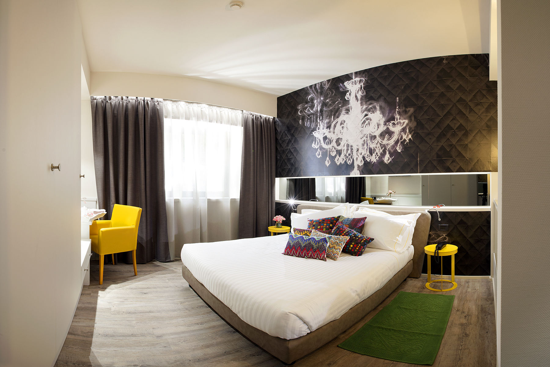 & Co Hotel 4*