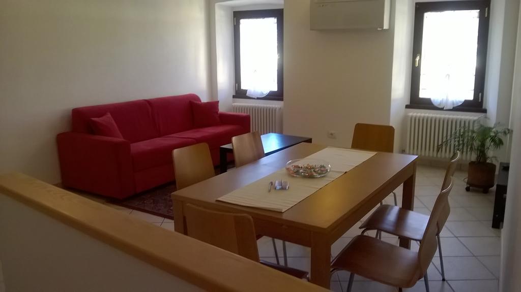 Center Town Apartment *