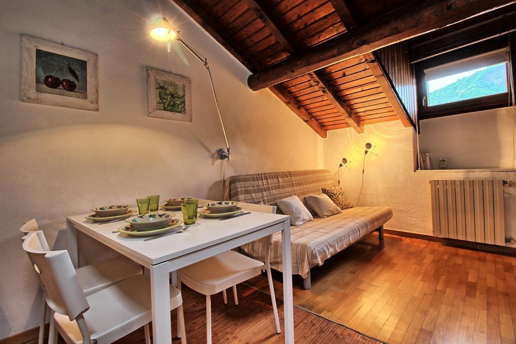 Logicasa Tower Gate Ferienhaus Lake Como