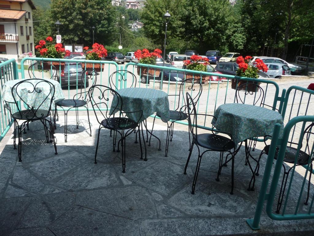 National Hotel 2*