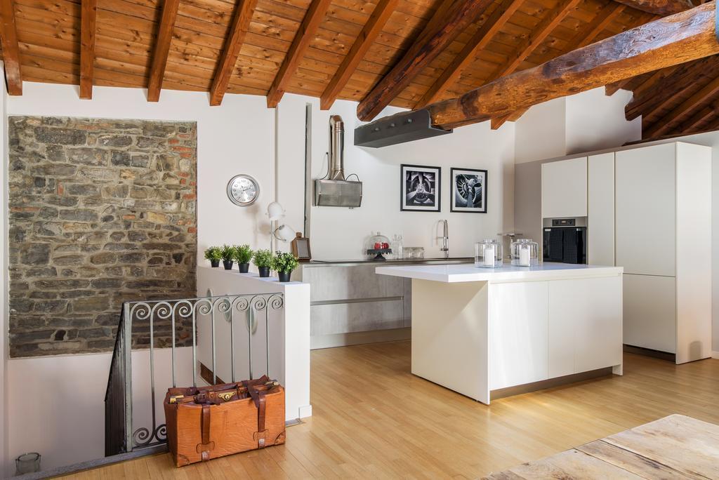 Corte Delle Rondini - Bymyhomeincomo Apartment Como