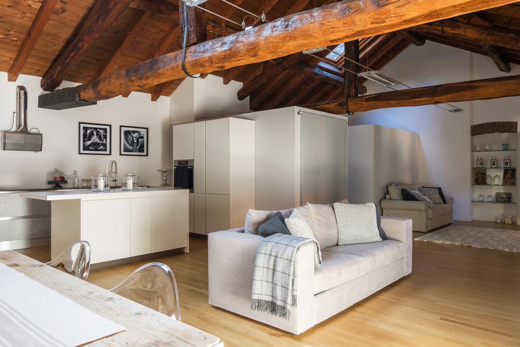 Corte Delle Rondini - Bymyhomeincomo Apartment Como