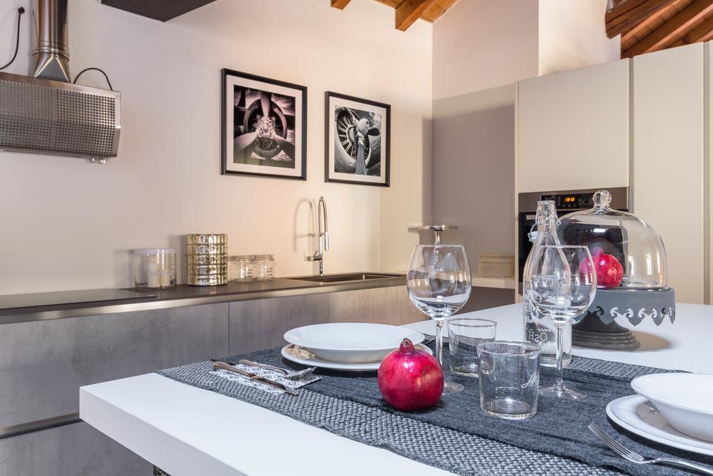Corte Delle Rondini - Bymyhomeincomo Como