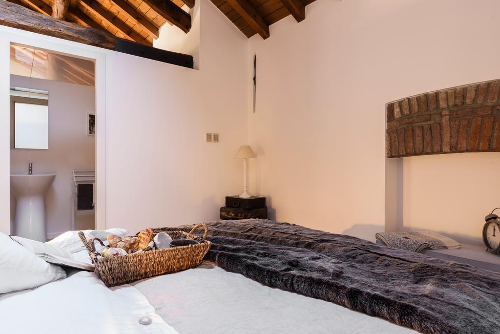 Corte Delle Rondini - Bymyhomeincomo Apartment