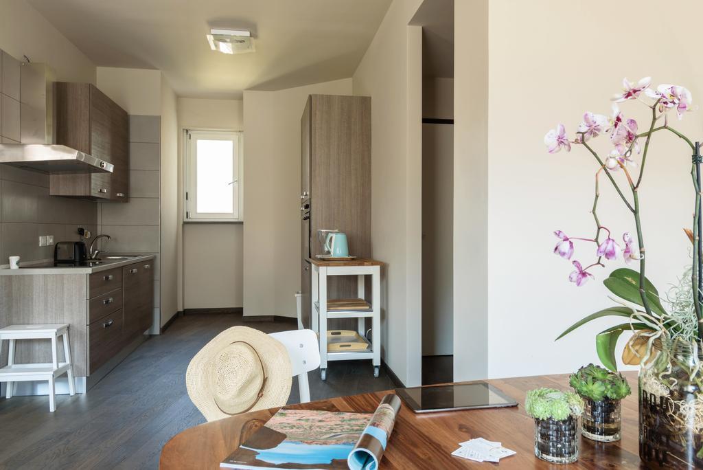 Numero Due Piazza Mazzini - Bymyhomeincomo Apartment *