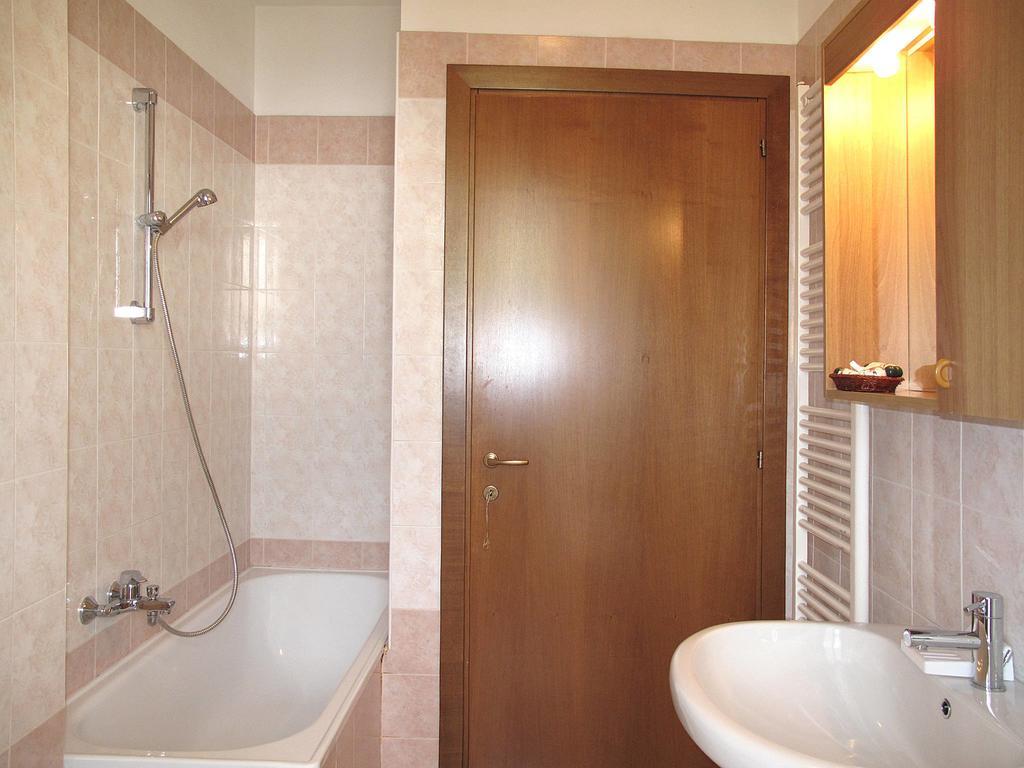 Apartment Res. Vigna Del Lago 121S Dongo