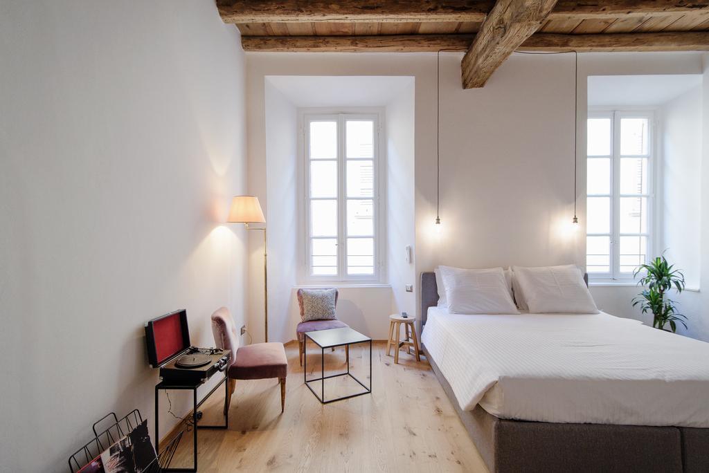 Volta 38 Guest house Como