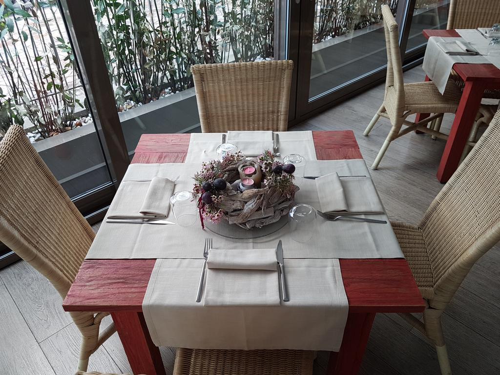 Hll Lungolago Lecco-como Hotel
