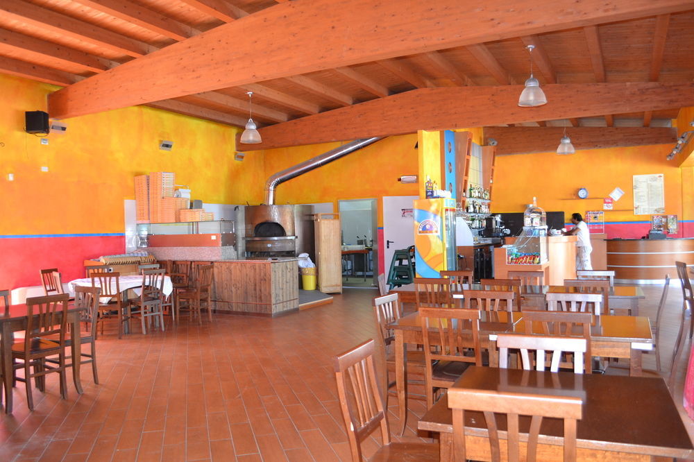 Holiday Chalets Camping Class 3*