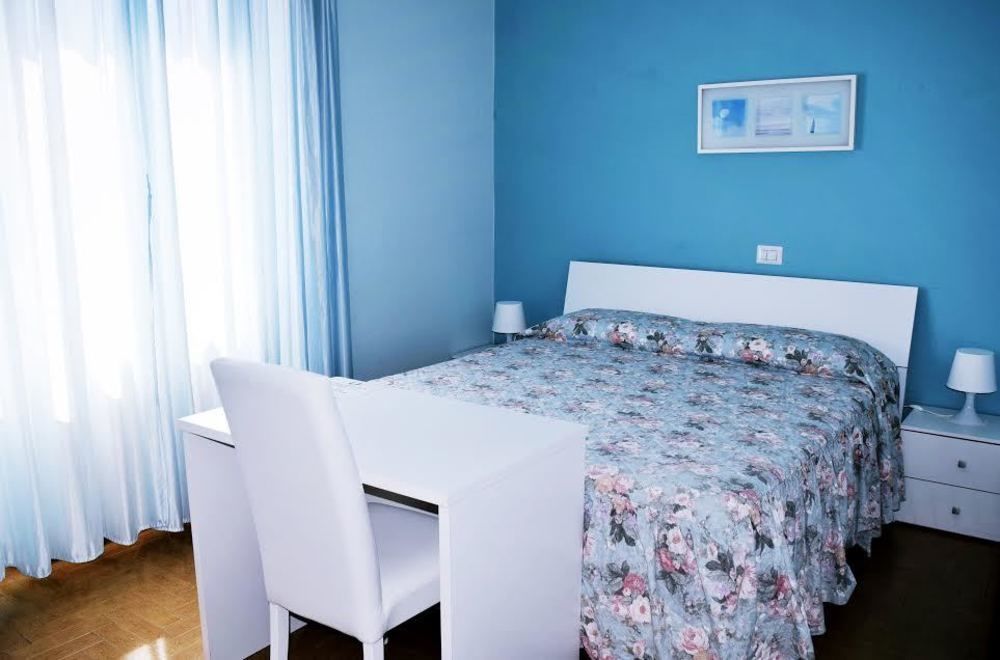 De Jean Hotel *