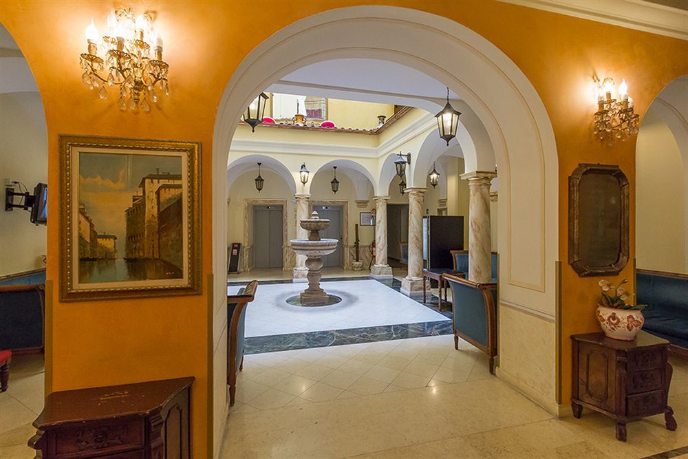 Britannia Excelsior Hotel 3*