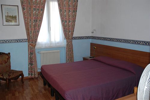 Hotel Riviera 3*