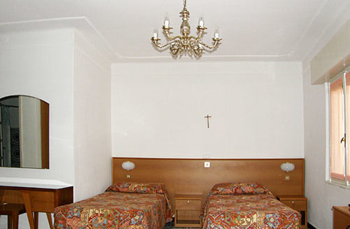 Hotel National 2*