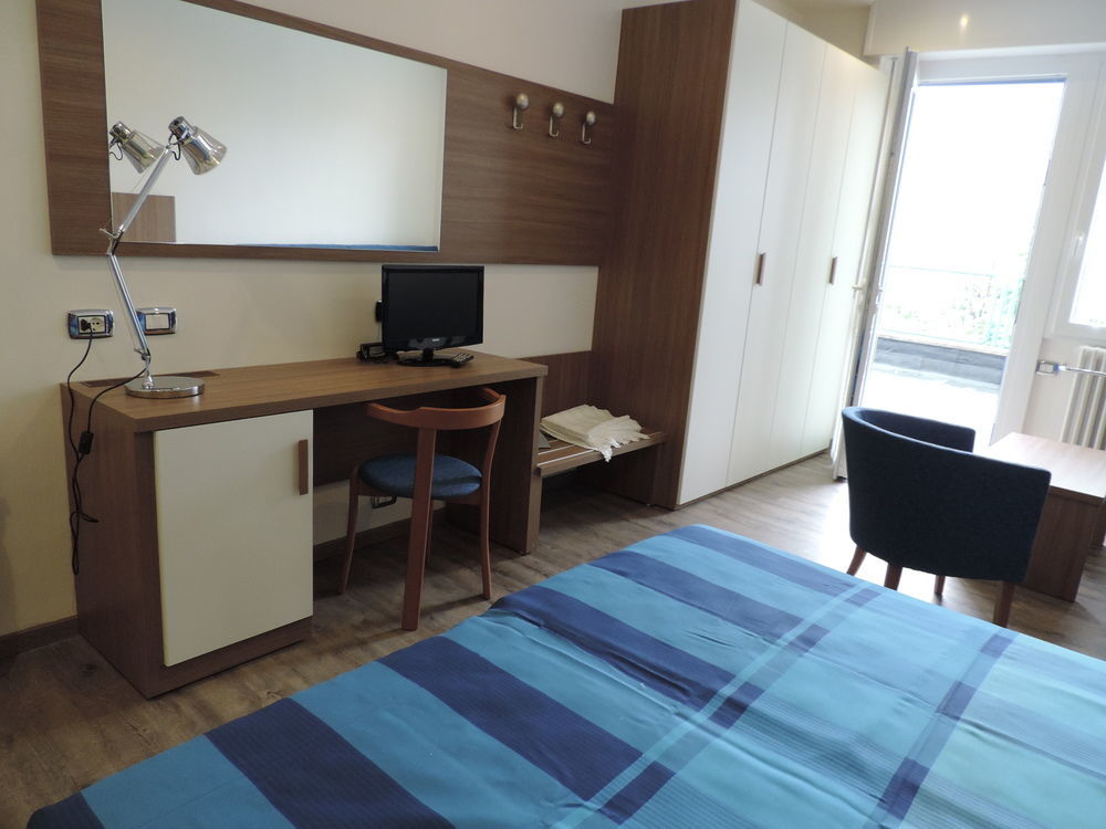 National Hotel