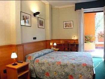 Don Abbondio Hotel