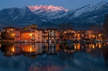 Don Abbondio Hotel
