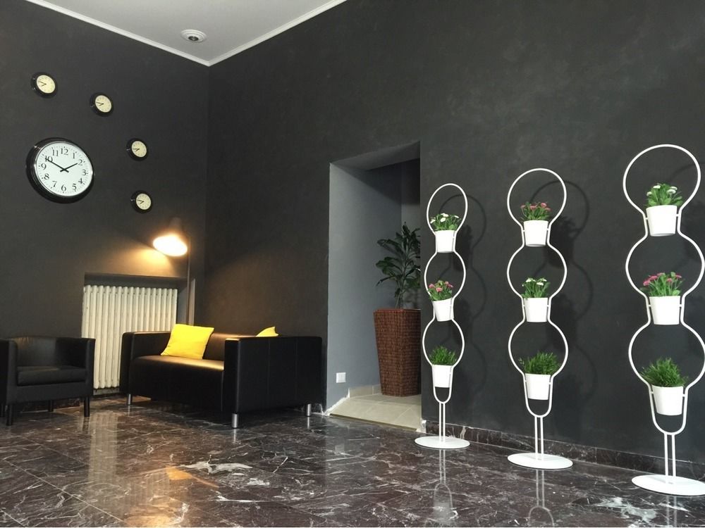 Moderno Hotel 3*