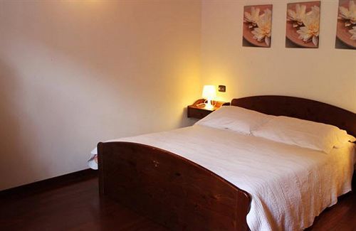 Mamma Ciccia Hotel Mandello del Lario