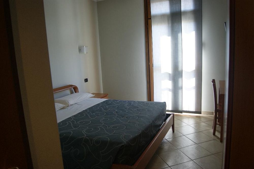 Parini Hotel Hotel