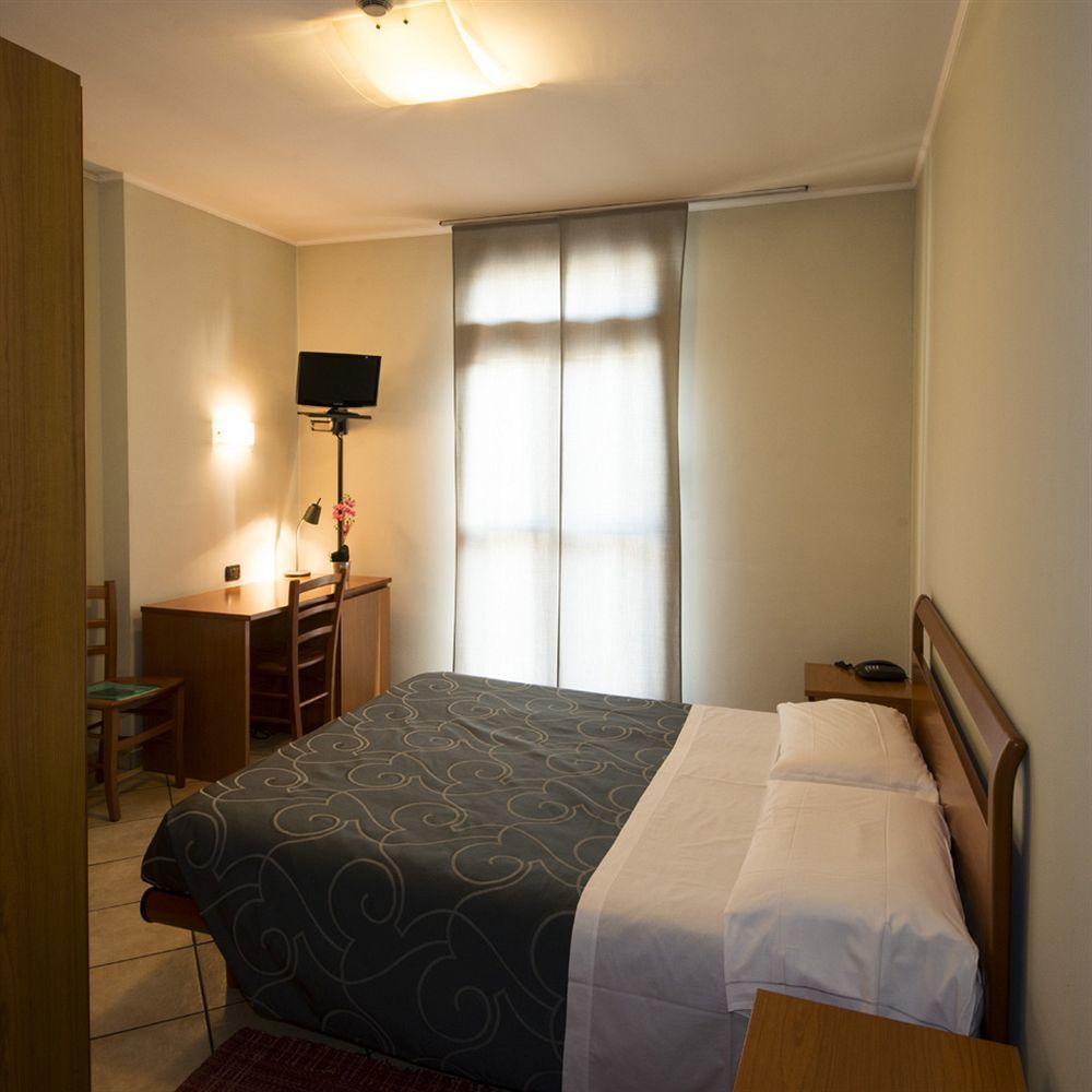 Parini Hotel 3* Bosisio Parini