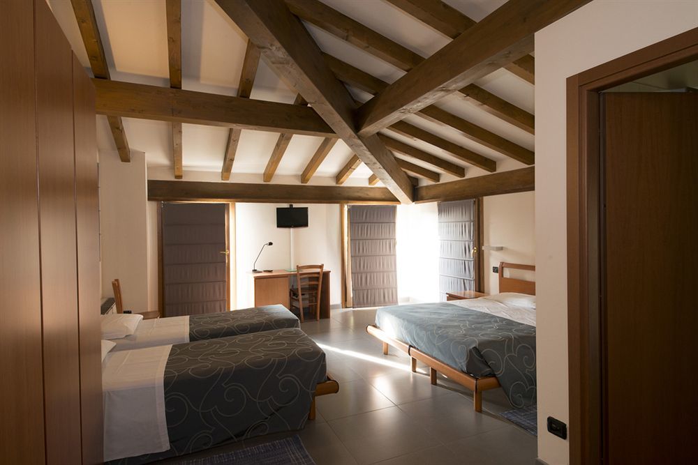 Parini Hotel Hotel