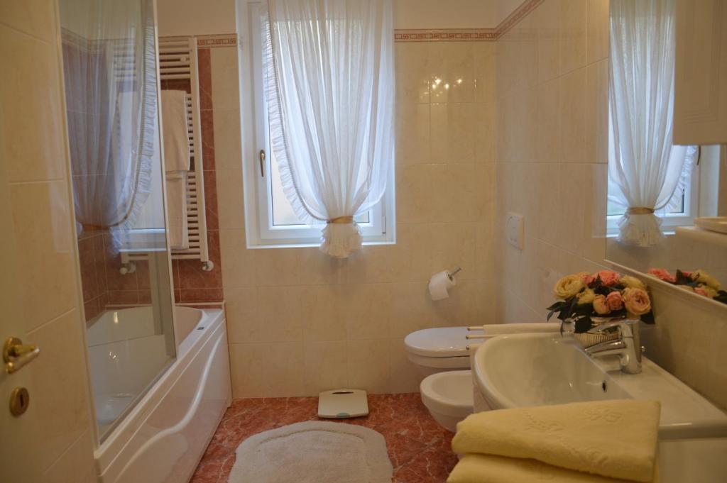 Casa Eleganza Apartment