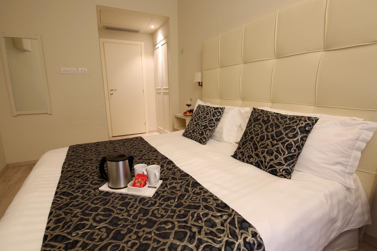 Du & Hotel 3*