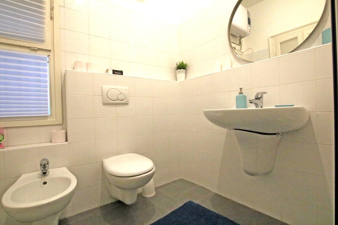 Piazza Duomo Amazing Downtown Apartment Como
