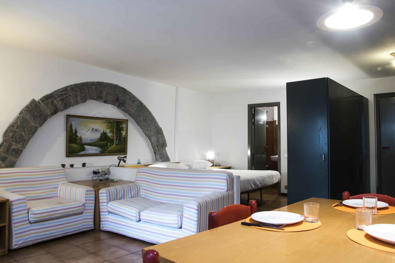 Aparthotel Pila *
