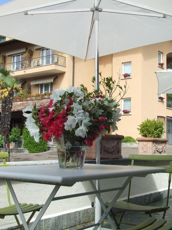 Edy Apartment *