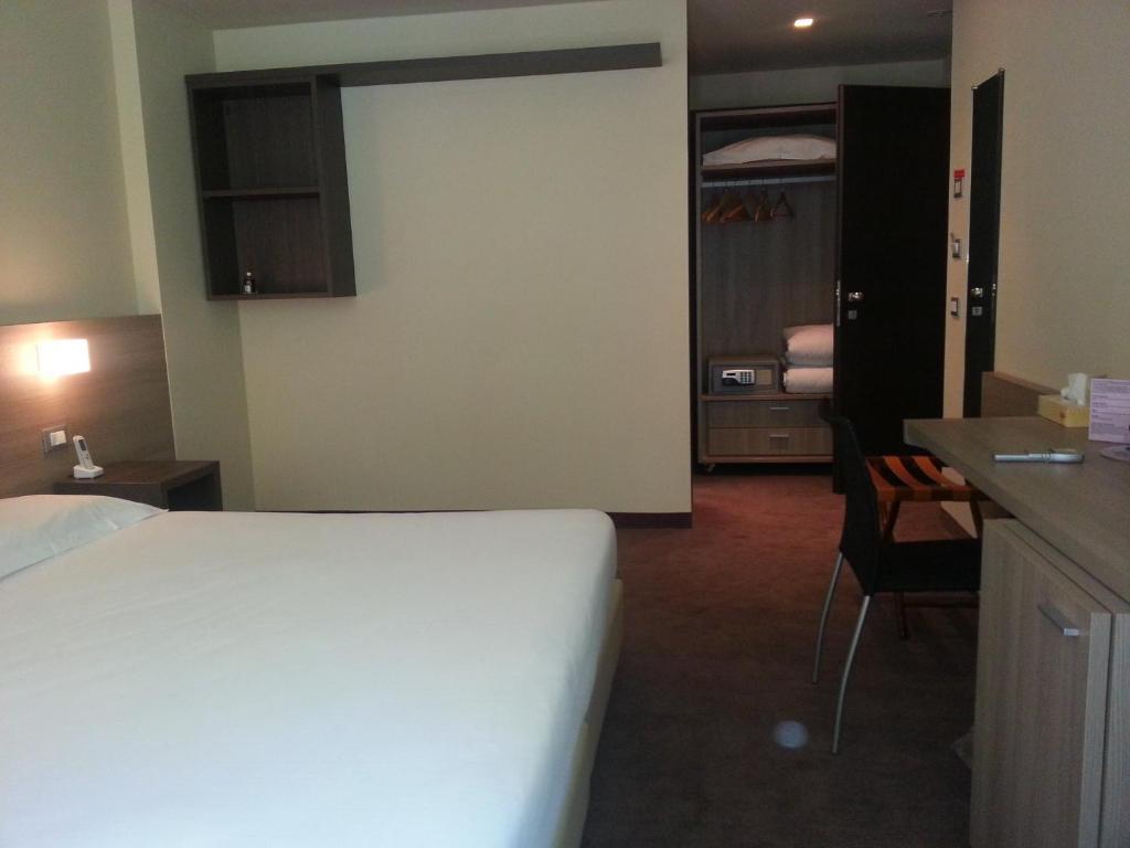 Hotel Hll Lungolago Lecco-como Lecco