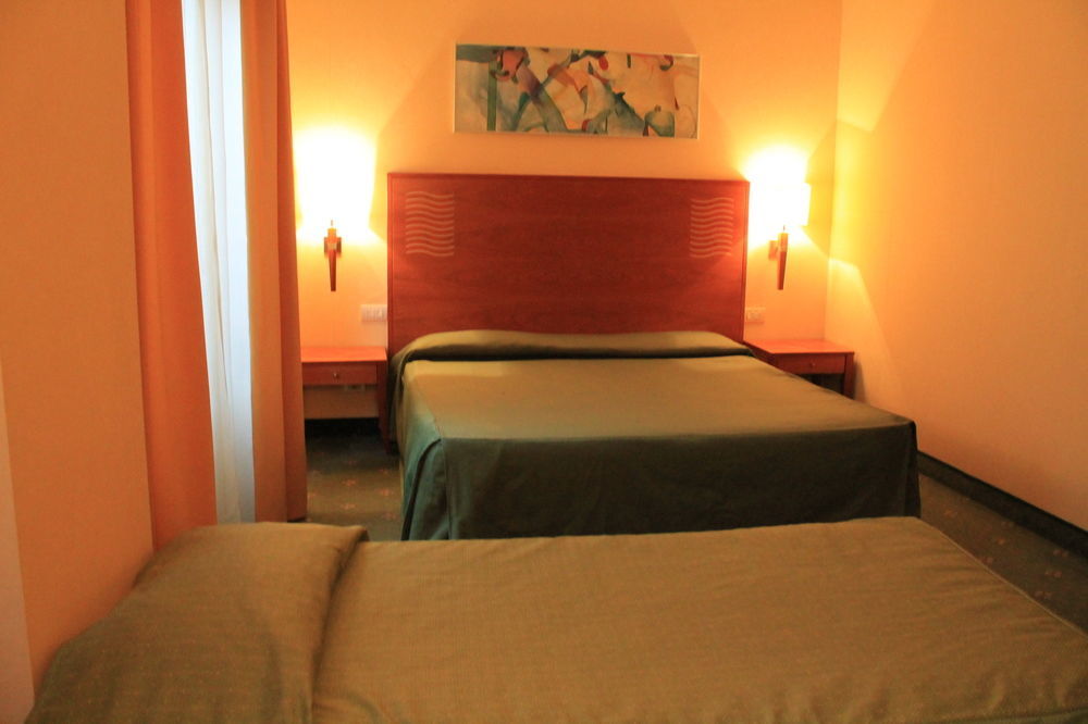 Hotel Plinius Lifestyle 4*