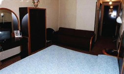 Mini Baradello Hotel 3*
