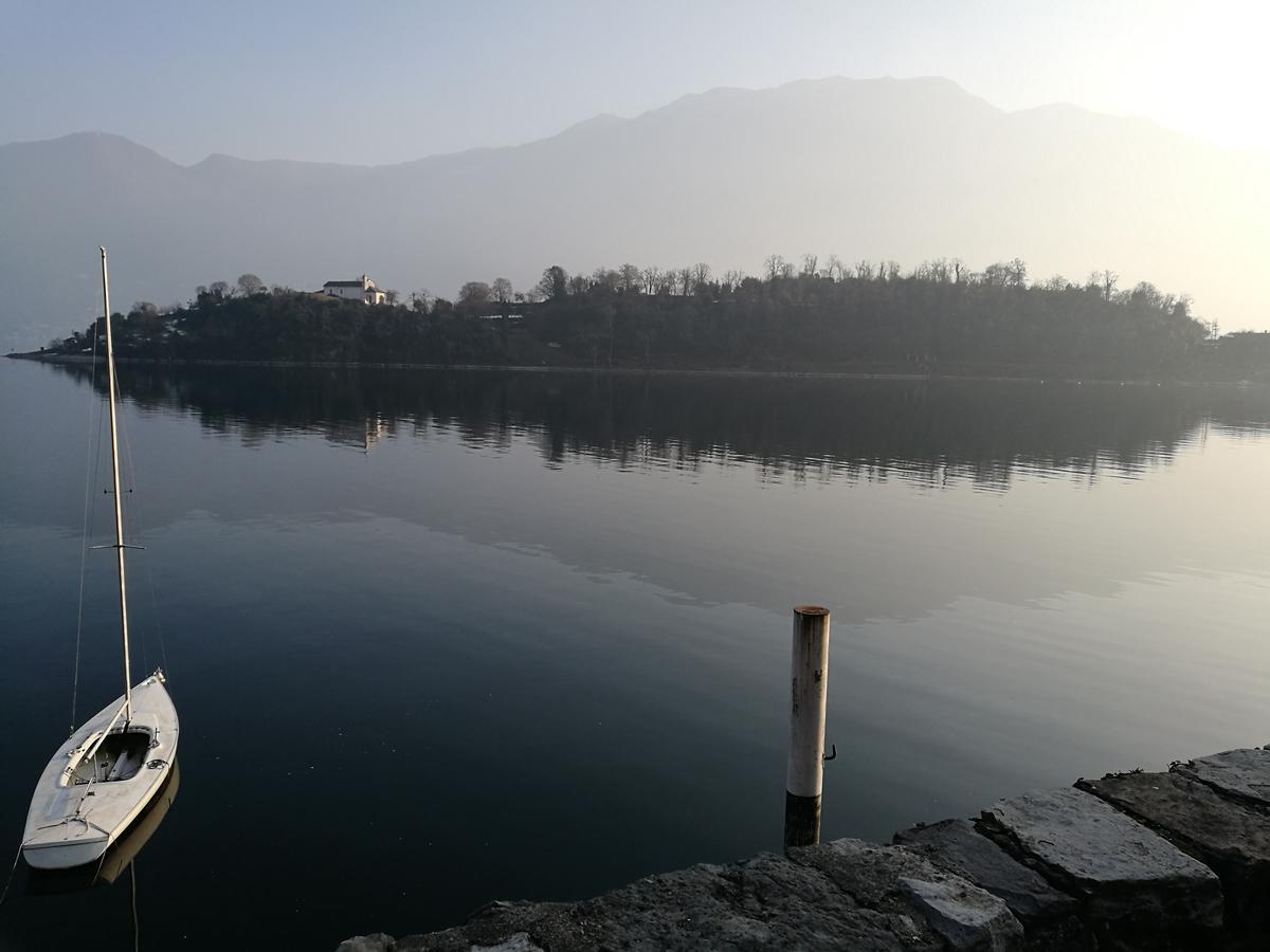 Rustico Vista Lago Apartment *