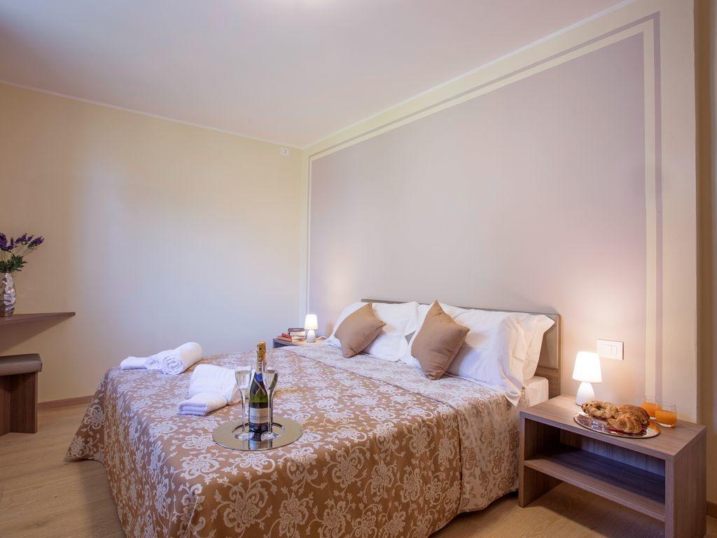 Ossuccio Grande C With Pool Sleeps 12 By Italian Como