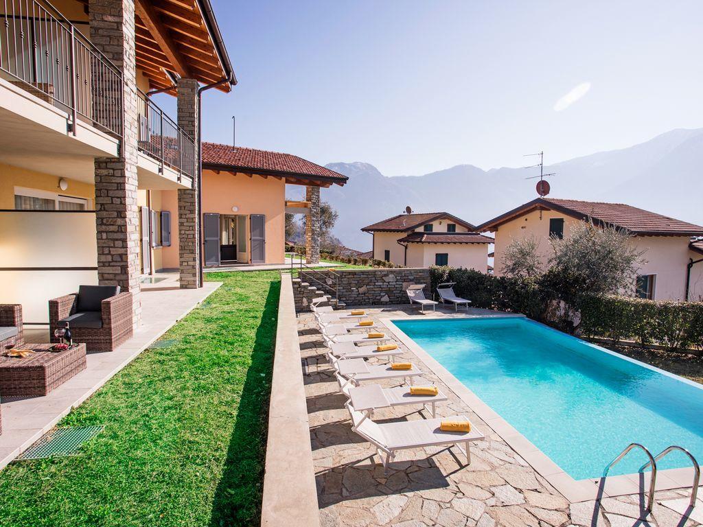 Holiday home Ossuccio Grande C With Pool Sleeps 12 By Italian