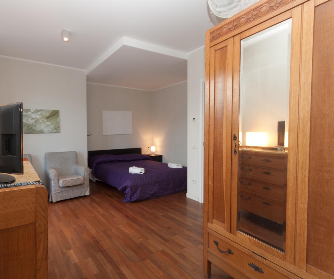 Rodrigo Lake Side Suite Apartment *