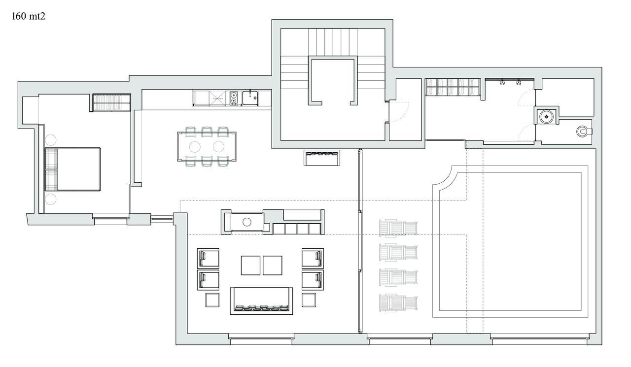 Apartment House: Luxury With Private Pool And Garden *