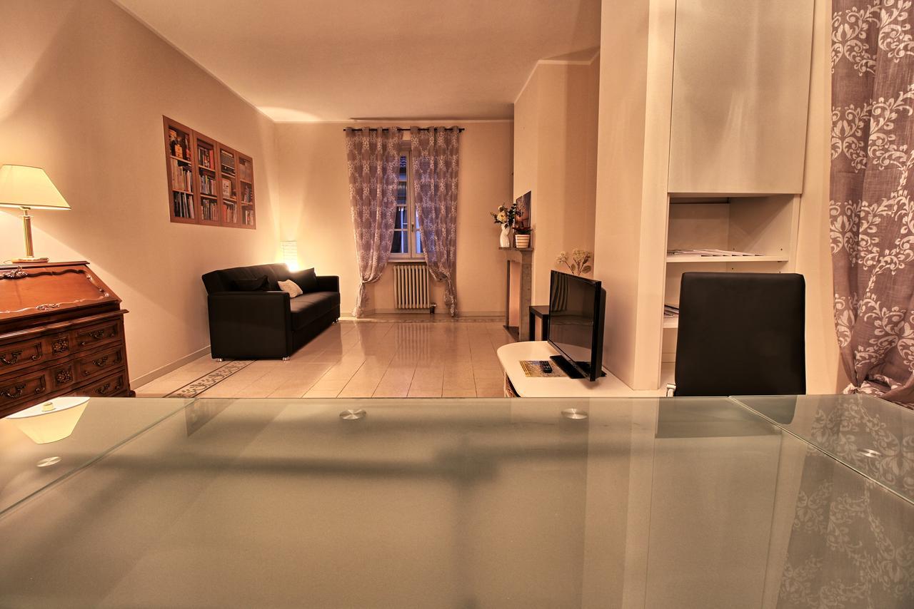 Apartment Ancient Courtyard Bonanomi 2 Bedroom Como