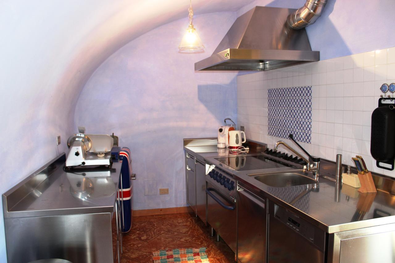 Apartment In Giuditta Pasta On The Lake Shore