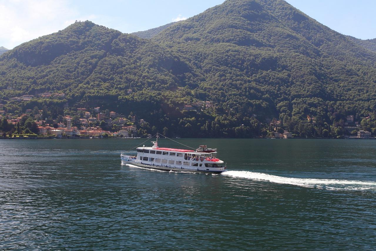 Como Lake