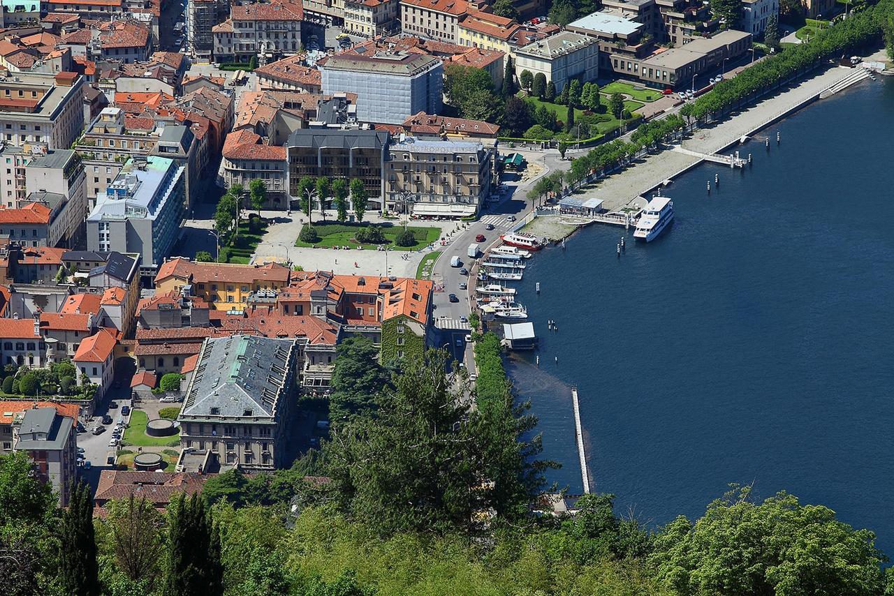 Como Lake *