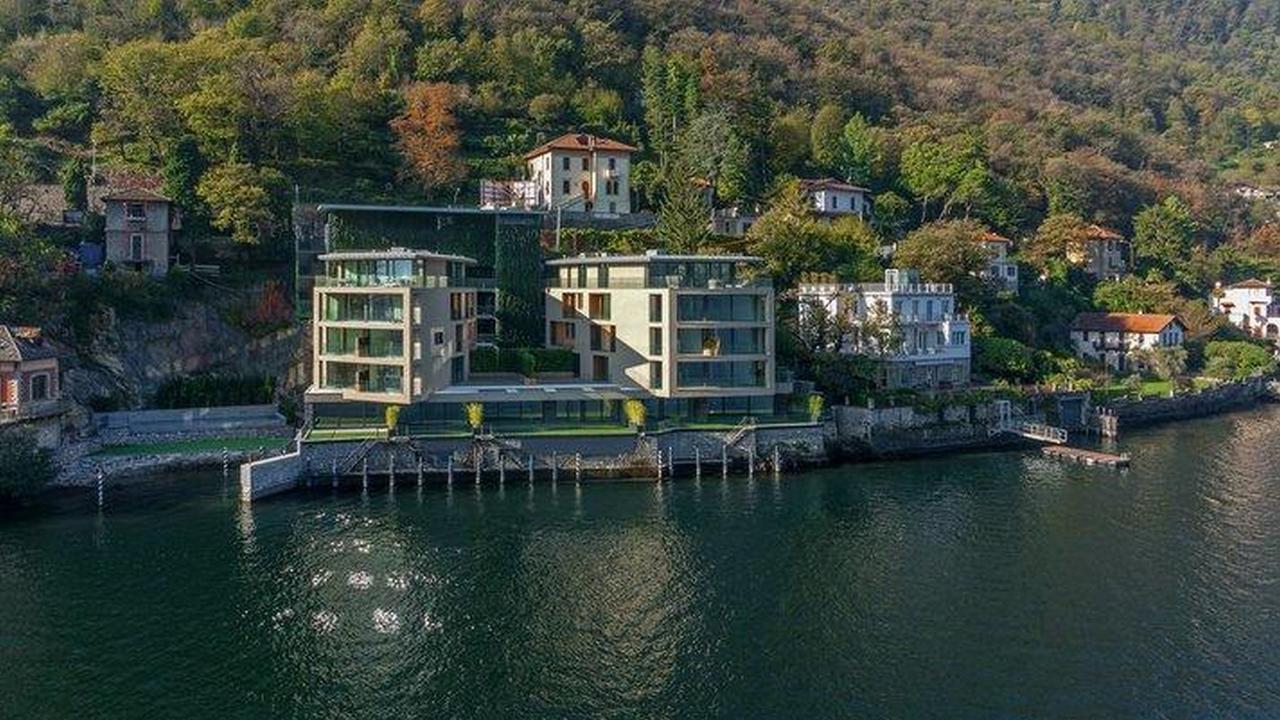 Como Lake Apartment