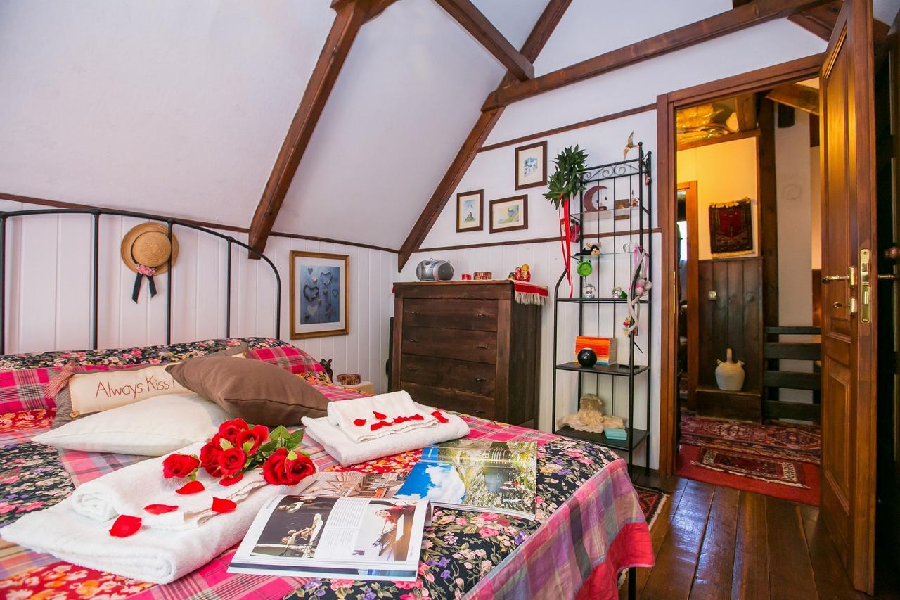Chalet *