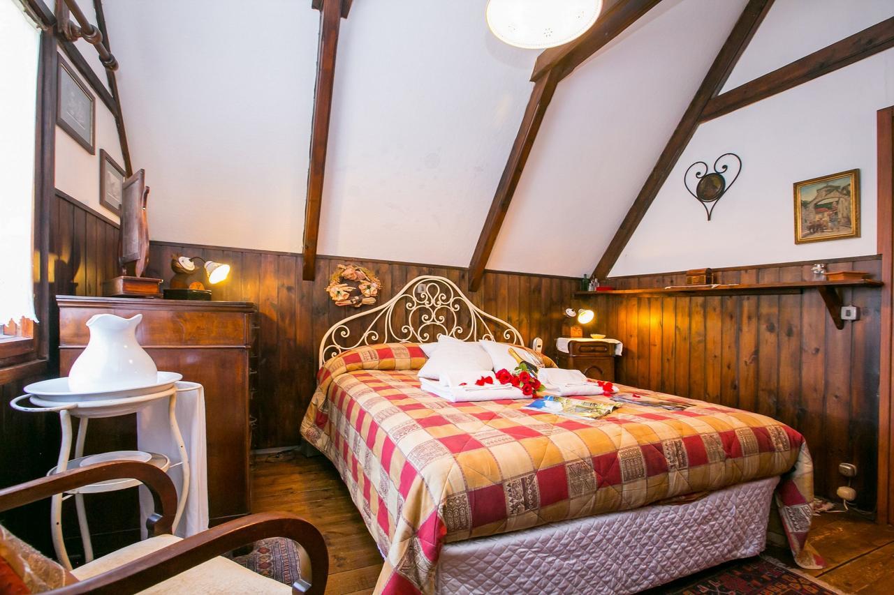 Chalet *