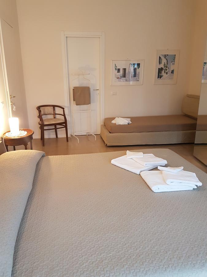 Ai Due Vecchi Ulivi Bed & Breakfast Garlate