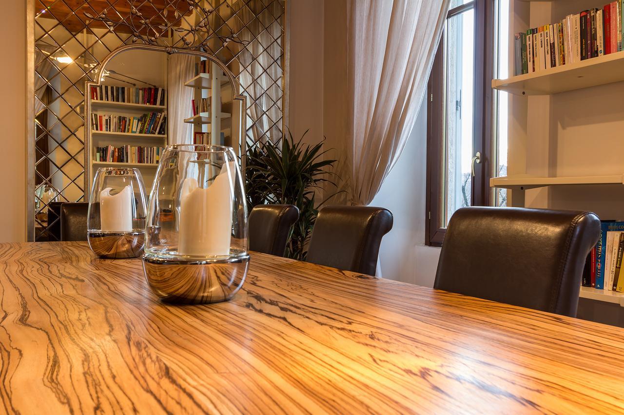 Bed & Breakfast La &