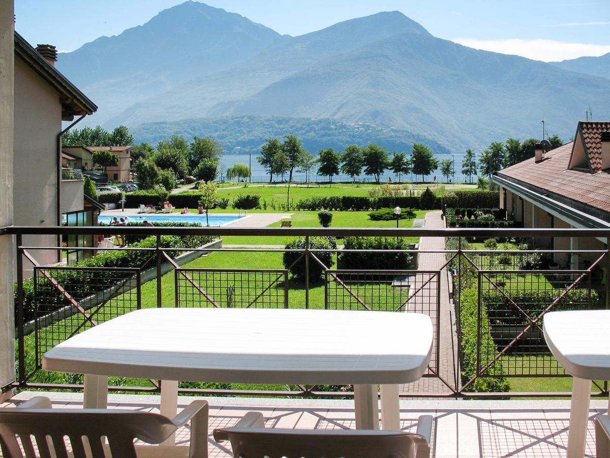 Res. Vigna Del Lago 121S Apartment *
