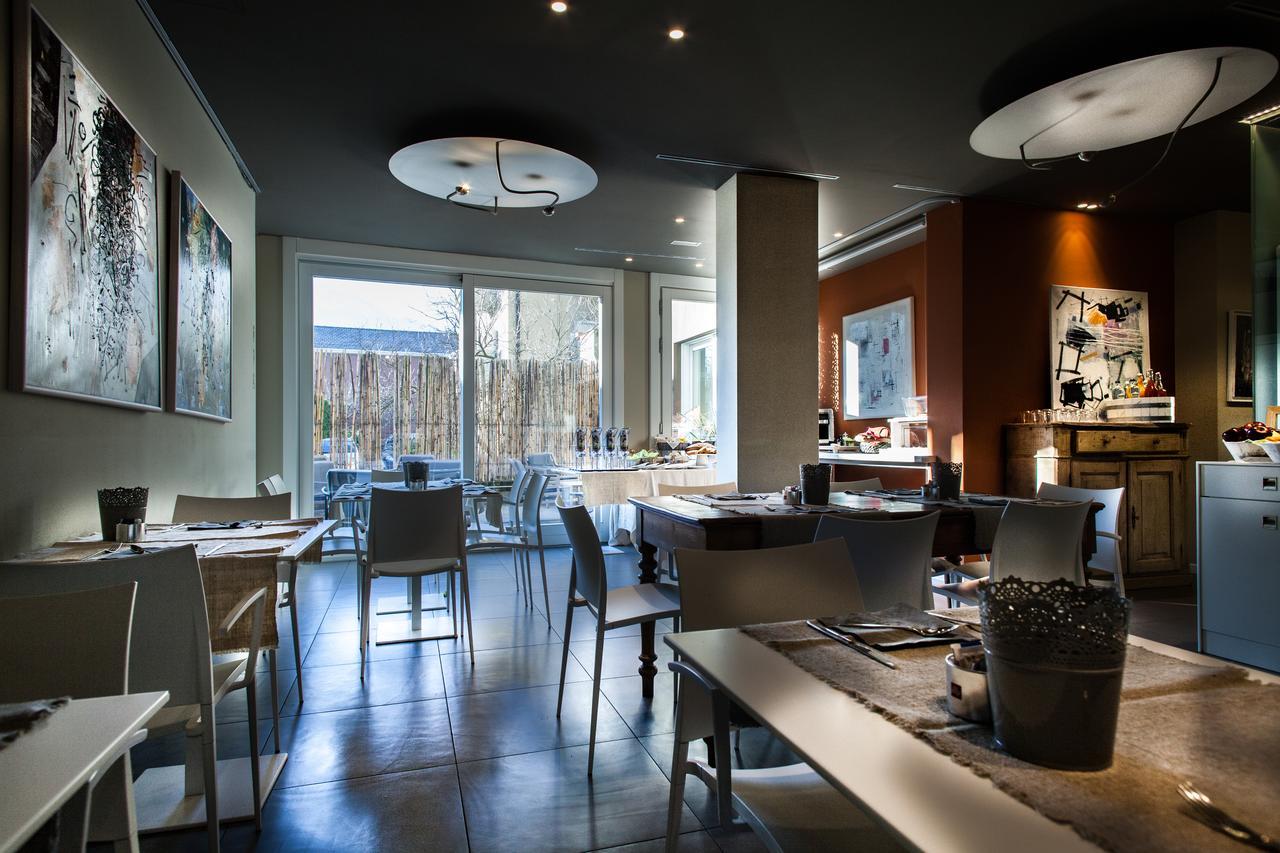 Hotel Spluga Sosta & 4*