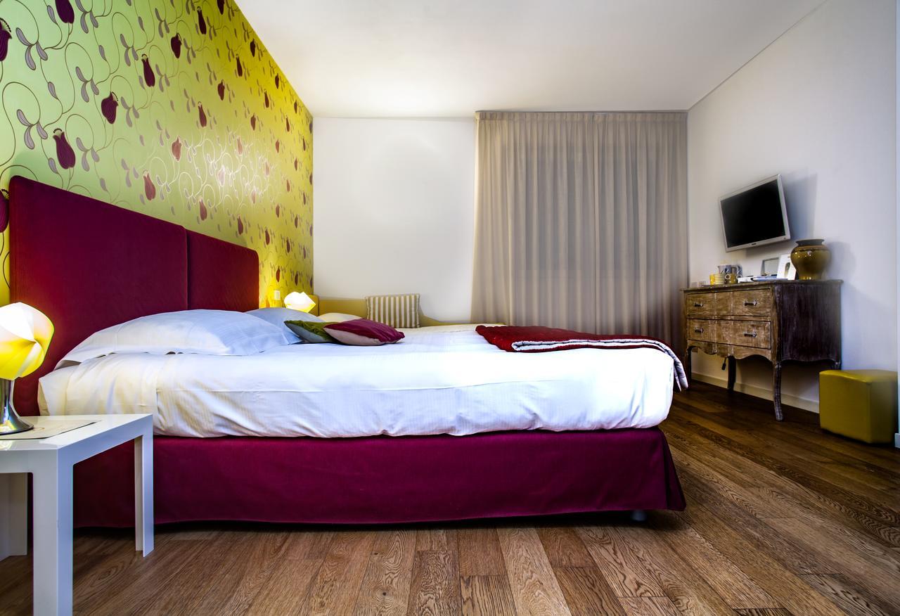 Hotel Spluga Sosta & 4*